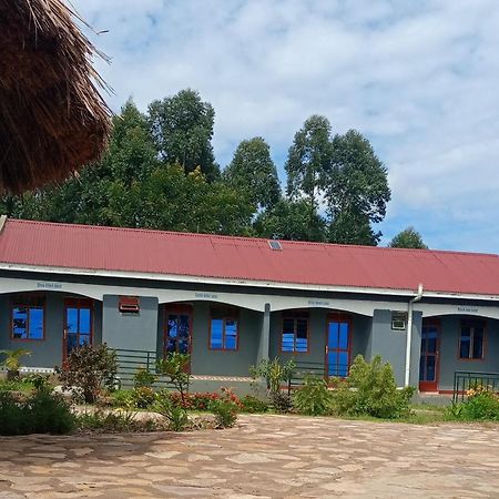 Pross Residence Masindi Exterior photo